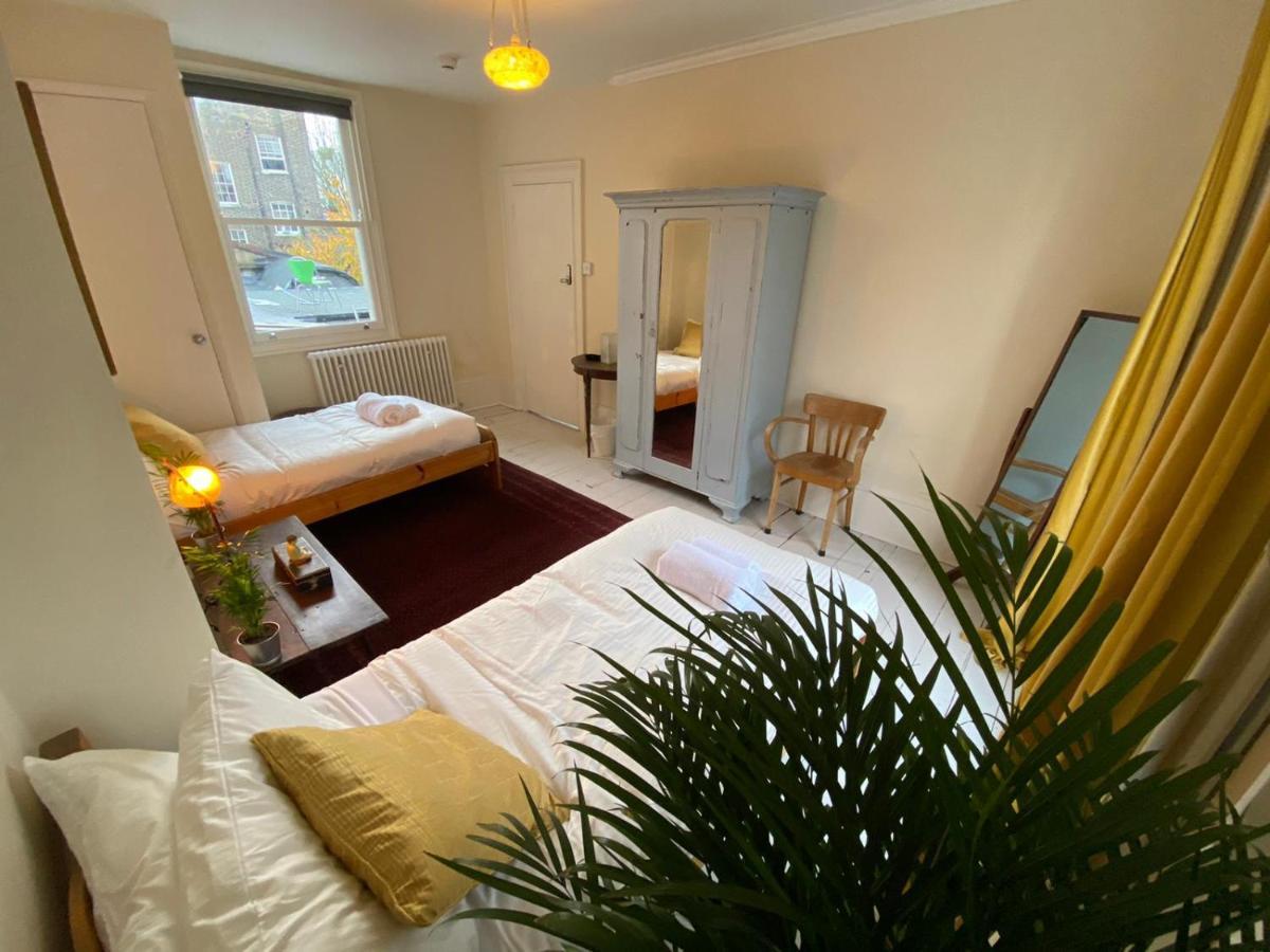 Camden Town Accomodation London Exterior foto